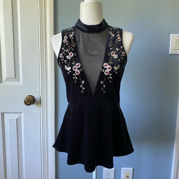 WEEKEND SALE! Sugar + Lips Black Velvet Floral Embroidered Top - Picture 1 of 5